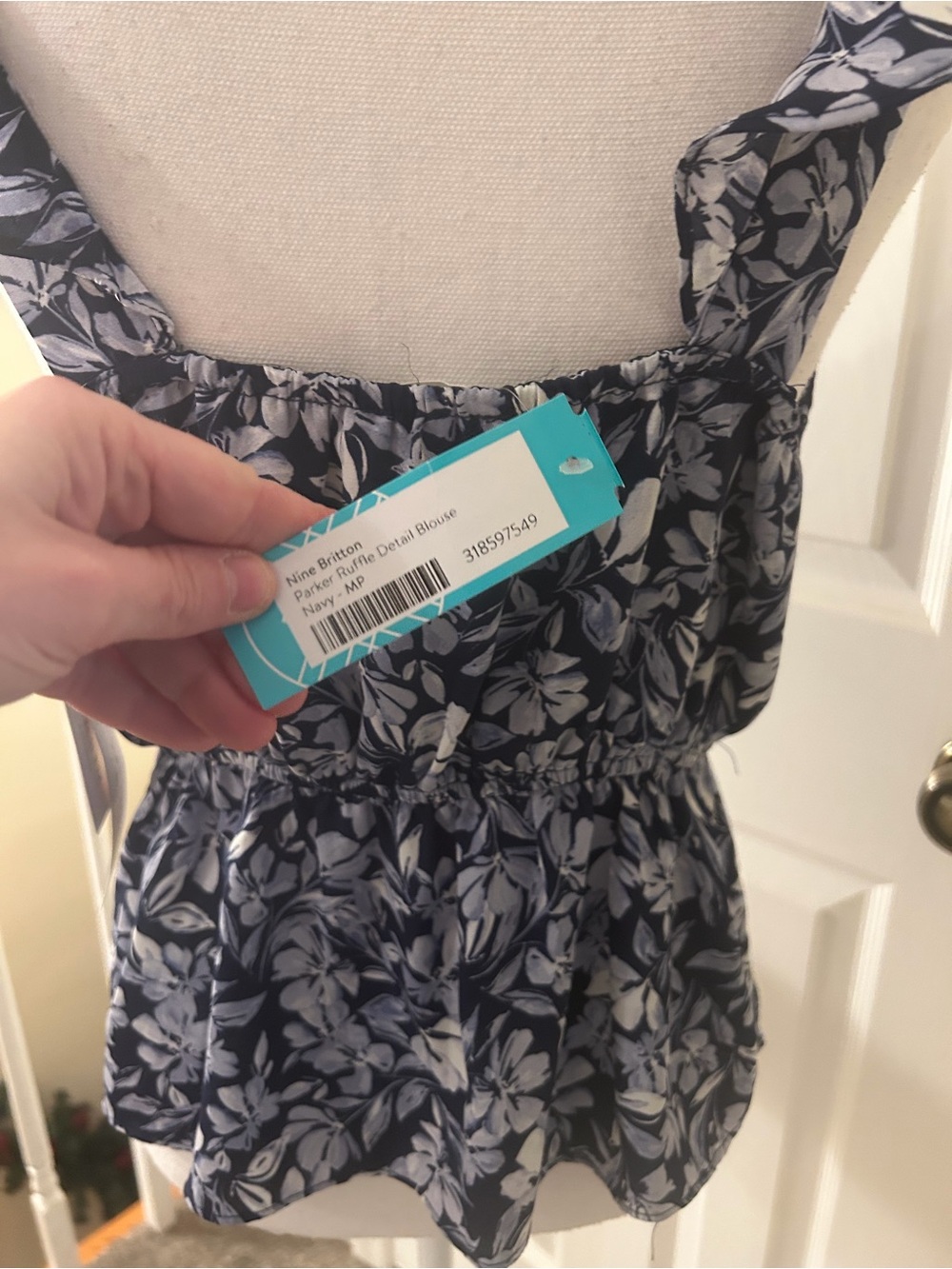 Nine Britton Parker Ruffle Detail Blouse NWT! - Picture 11 of 15